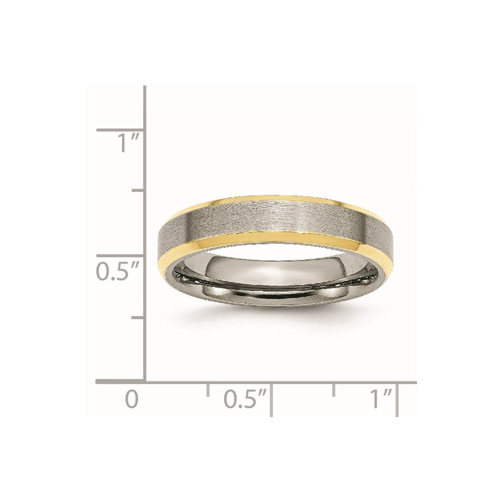 Chisel Stainless Steel Brushed and Polished Yellow IP-plated 5mm Beveled Edge Band